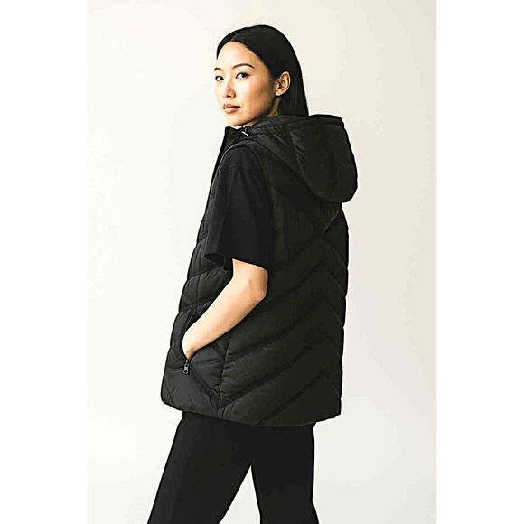 Blanc Noir Black Hooded Puffer Vest Quilted Chevron Zip Vest Size XL Great Cond! - Picture 3 of 4